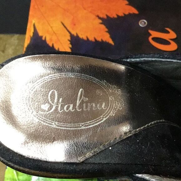 Heels by Italina size 8 1/2 - Picture 7 of 12